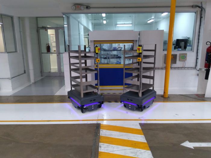 Robots AUTONOMOS MiR100™ & MiR200™